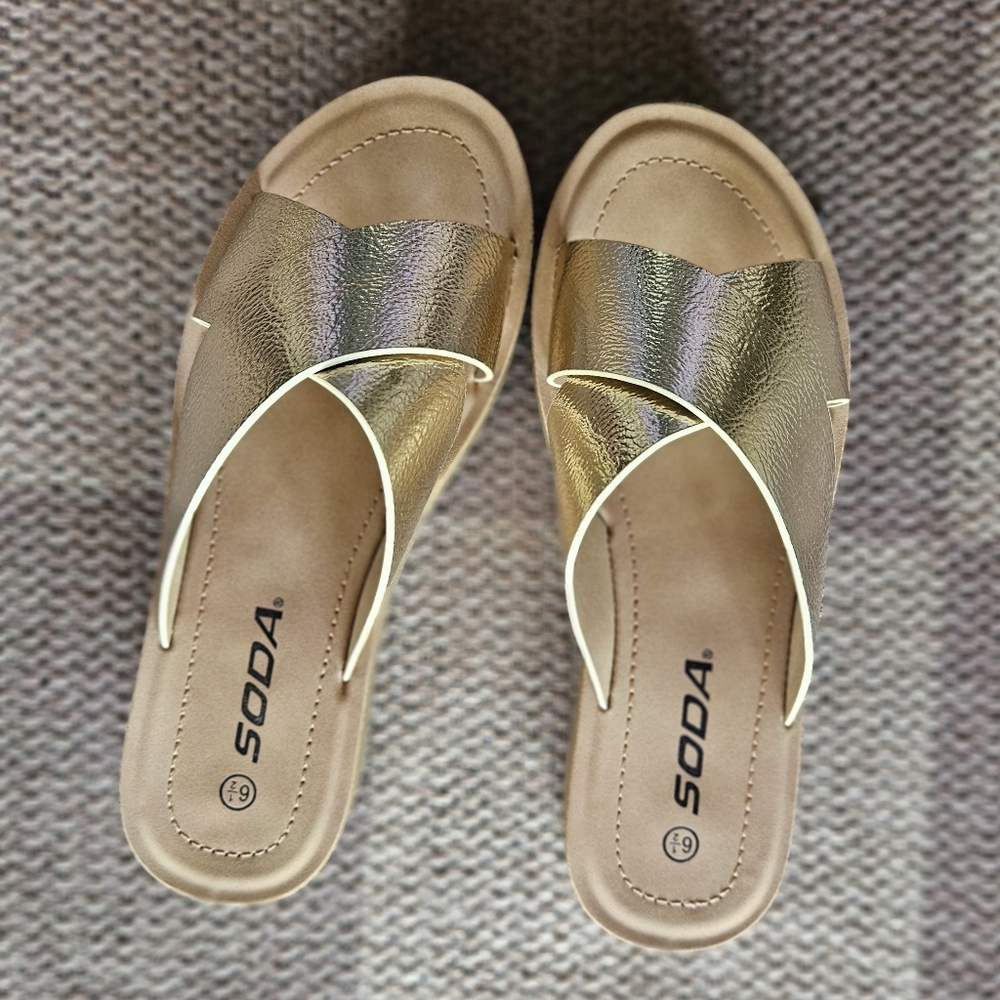 Soda Lucy  Gold Metallic Sandals ,size 6.5